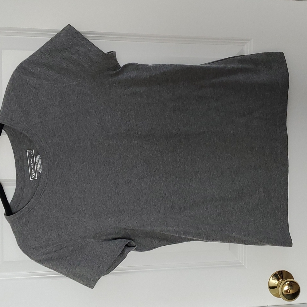 Tek Gear woman's tee